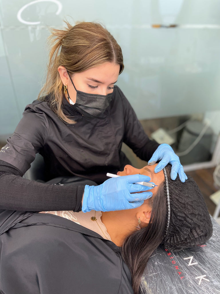 TENERIFE CONTACTO CEJAS MASCULINAS CENTROS BLINK